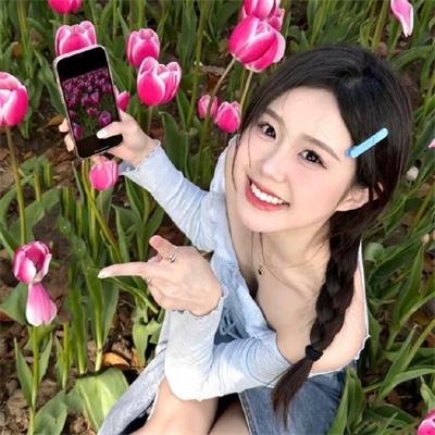 春泥溅花红
